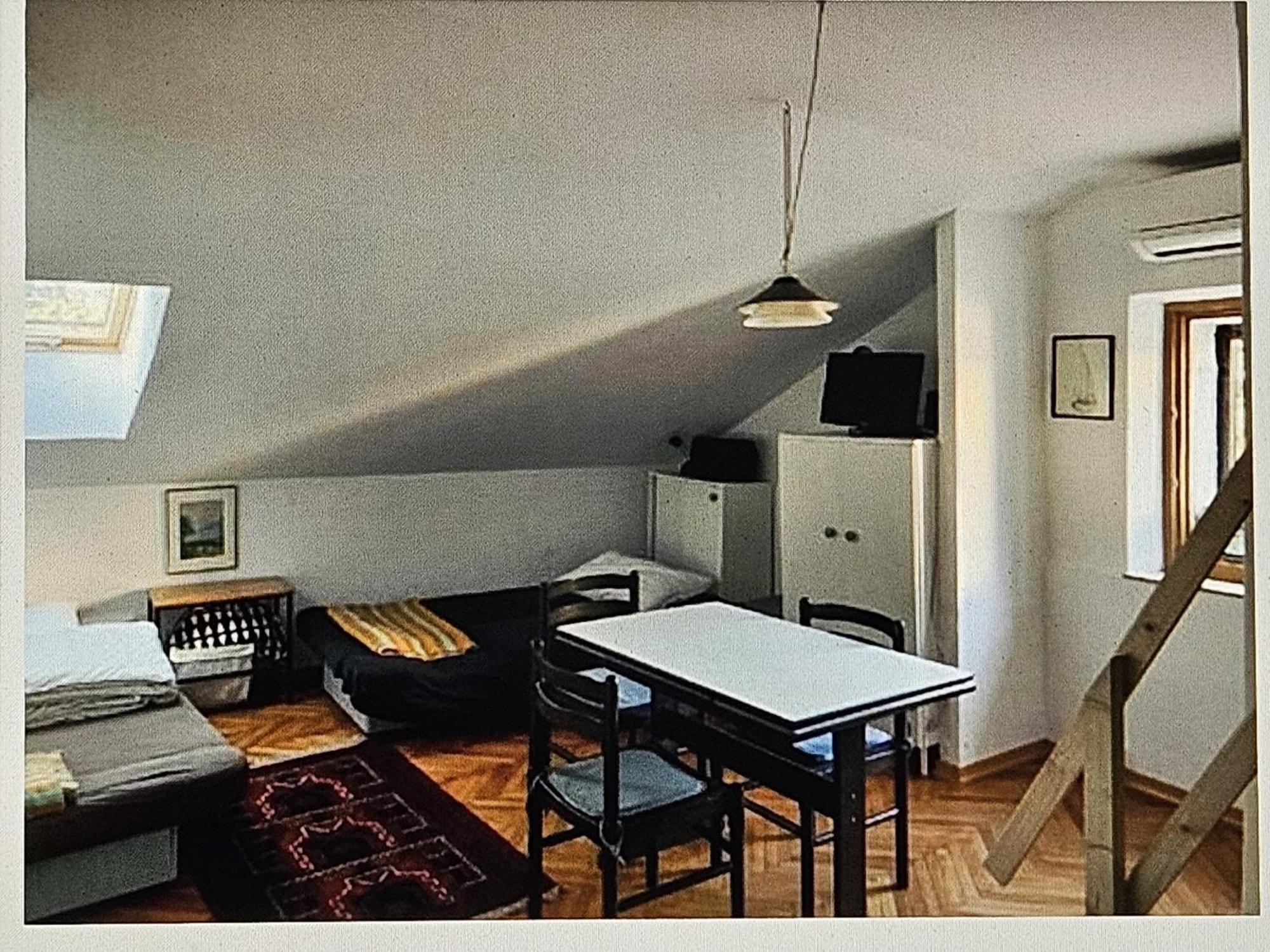 Ferienglueck Unterm Dach Apartment Porec Exterior photo
